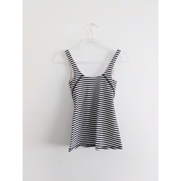 Lululemon Amala Tank Narrow Bold Striped Black Angel Wing Tank Top Size 4 - Picture 5 of 7